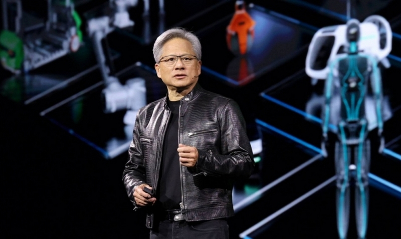 Nikolay Butovsky, Nvidia'dan, Computex 2026 sergisinde en yeni dizüstü bilgisayar işlemcisi N1'i tanıtıyor