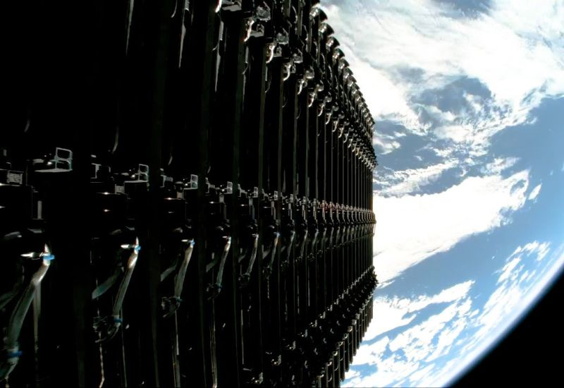 SpaceX ve Blue Origin, bulut veri işleme merkezleri nedeniyle birbirlerine şikayet ederek FCC'ye başvurdu.