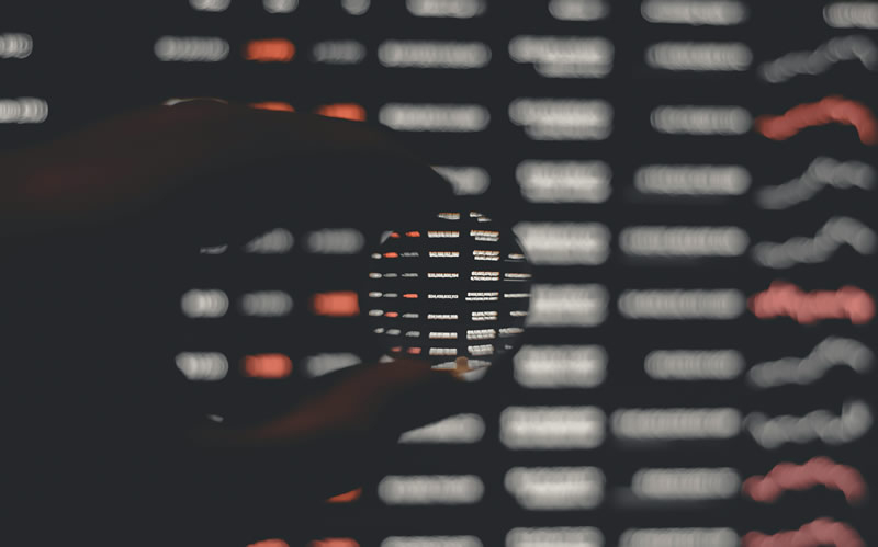 Lenovo, Amerikan vatandaşlarının verilerini büyük ölçekte topladığı ve bunları Çin Halk Cumhuriyeti'ne aktardığı gerekçesiyle suçlanıyor—şirket bu iddiaları tamamen reddediyor