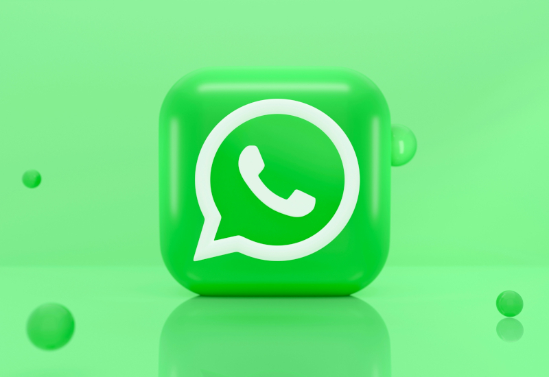 WhatsApp, iOS için yeni temalar, simgeler ve 18 renkli vurgu ile birlikte ücretli Plus aboneliği başlattı