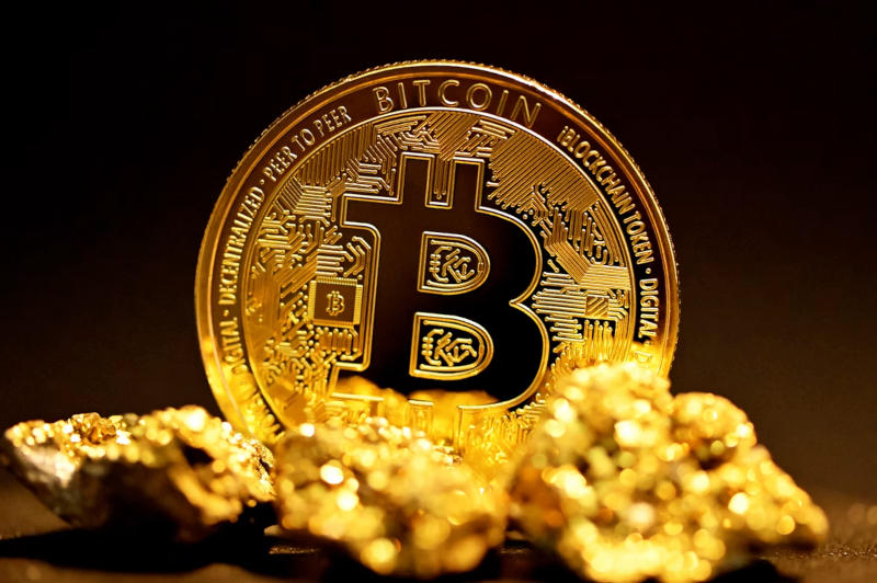 Bitcoin, yatırımcıların diğer varlıklara yöneldiği Şubat'tan bu yana en kötü haftayı geçirdi