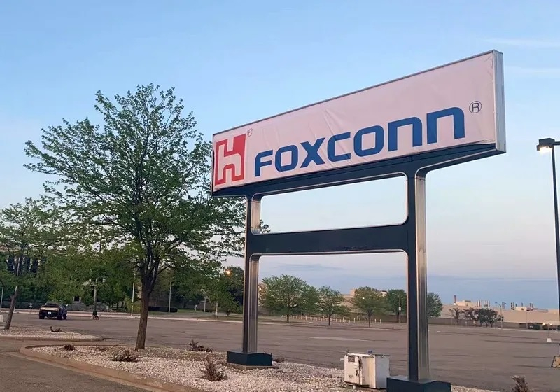 Foxconn, hem NVIDIA'ye hem de Intel'e AI sunucuları üreterek üretimini genişletecek