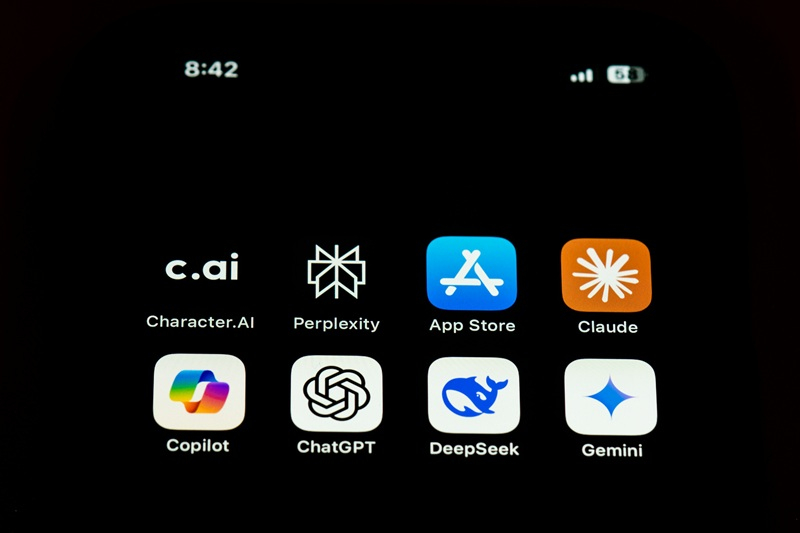 Microsoft, kullanıcıların tıbbi verilerini analiz etmek için Copilot Health hizmetini tanıttı