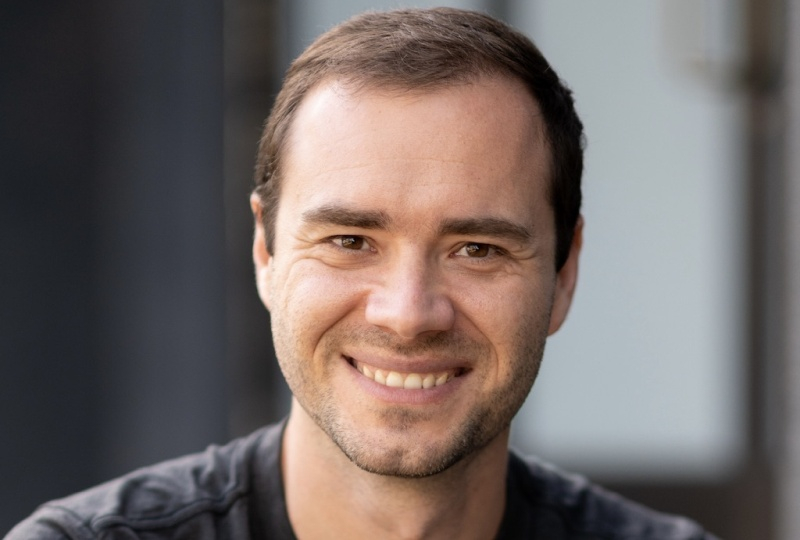 Anthropic, OpenAI kurucu ortağı Andrey Karpatıyı çekti; Andrey Karpatı, Claude modelinin eğitimiyle ilgilenecek.