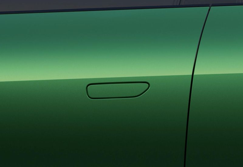 Yangından sonra Xiaomi SU7 Ultra kapıları arızalı elektrik kilitleri nedeniyle kilitlendi, soruşturma bildiriyor