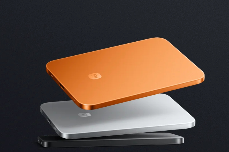 Xiaomi, entegre Xiaomi Tag izleyicili UltraThin Magnetic Power Bank 5000 15W ultra ince manyetik şarj bankasını piyasaya sürdü