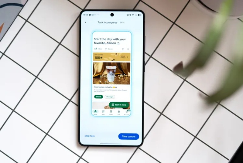 Google, Samsung Galaxy S26 için taksi ve yemek siparişlerini alacak Gemini adlı bir AI ajanı tanıttı.