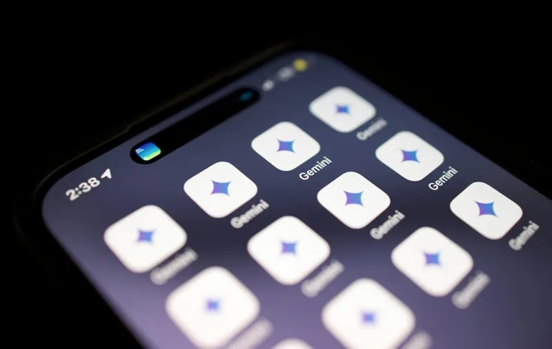 Google, Gemini'ye ChatGPT ve diğer yapay zeka sohbet botlarından sohbetleri içe aktarma özelliği ekleyecek.