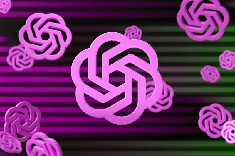 OpenAI, yüksek yükleme görevleri için tasarlanmış temel modelin küçük versiyonları olan GPT‑5.4 mini ve nano'yu tanıttı