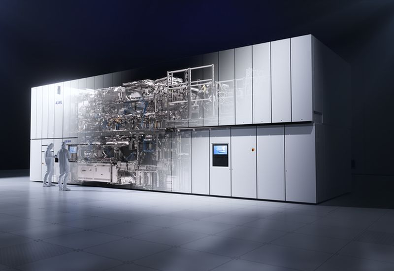 ASML, bir sonraki yıl içinde 1,4 nm ve daha küçük transistör boyutlarına sahip çiplerin üretimi için High‑NA EUV teknolojisinin geniş çapta kullanılmasını planlıyor.