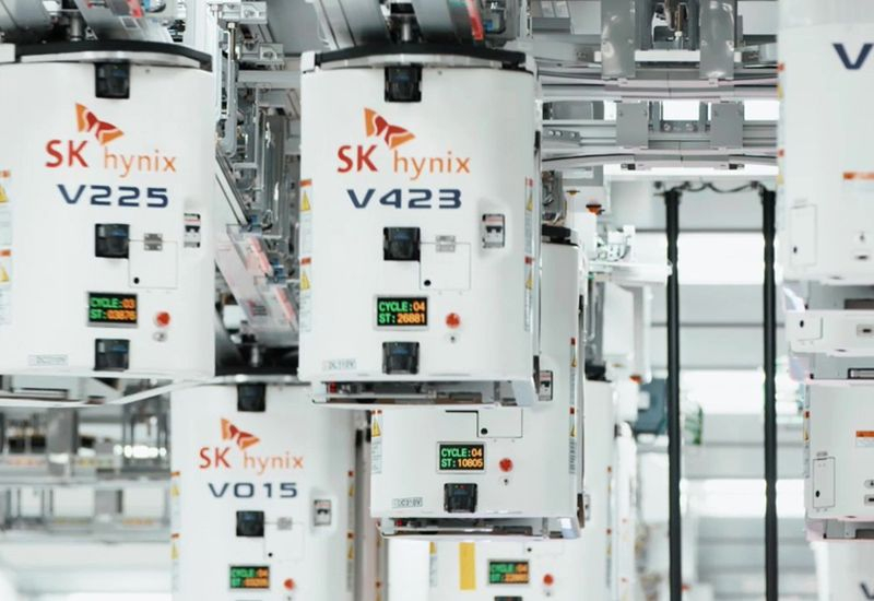 SK Hynix müşterileri artık eksiklik nedeniyle yeni bellek üretim hatlarının başlatılması için ödeme yapmaya hazır.