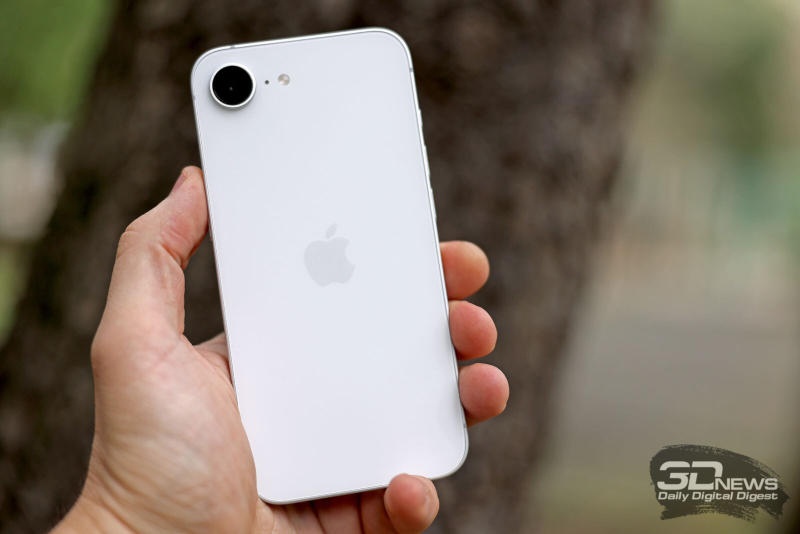 Apple, Amerikan akıllı telefon pazarının %69'unu kontrol ederken, Samsung sadece %15'ini elde ediyor.