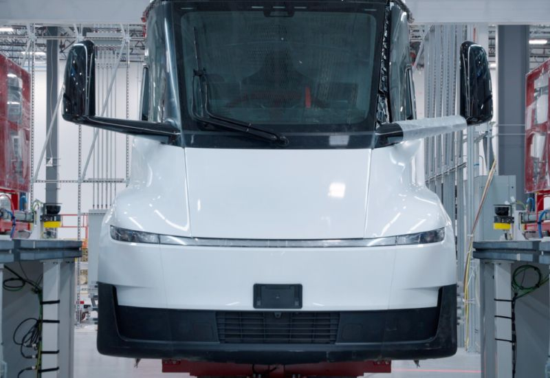 Tesla 4680 bataryaları, Elon Musk'un üstünlüğü hakkında söylediklerine rağmen rakiplerine kıyasla en kötü performansı gösterdi